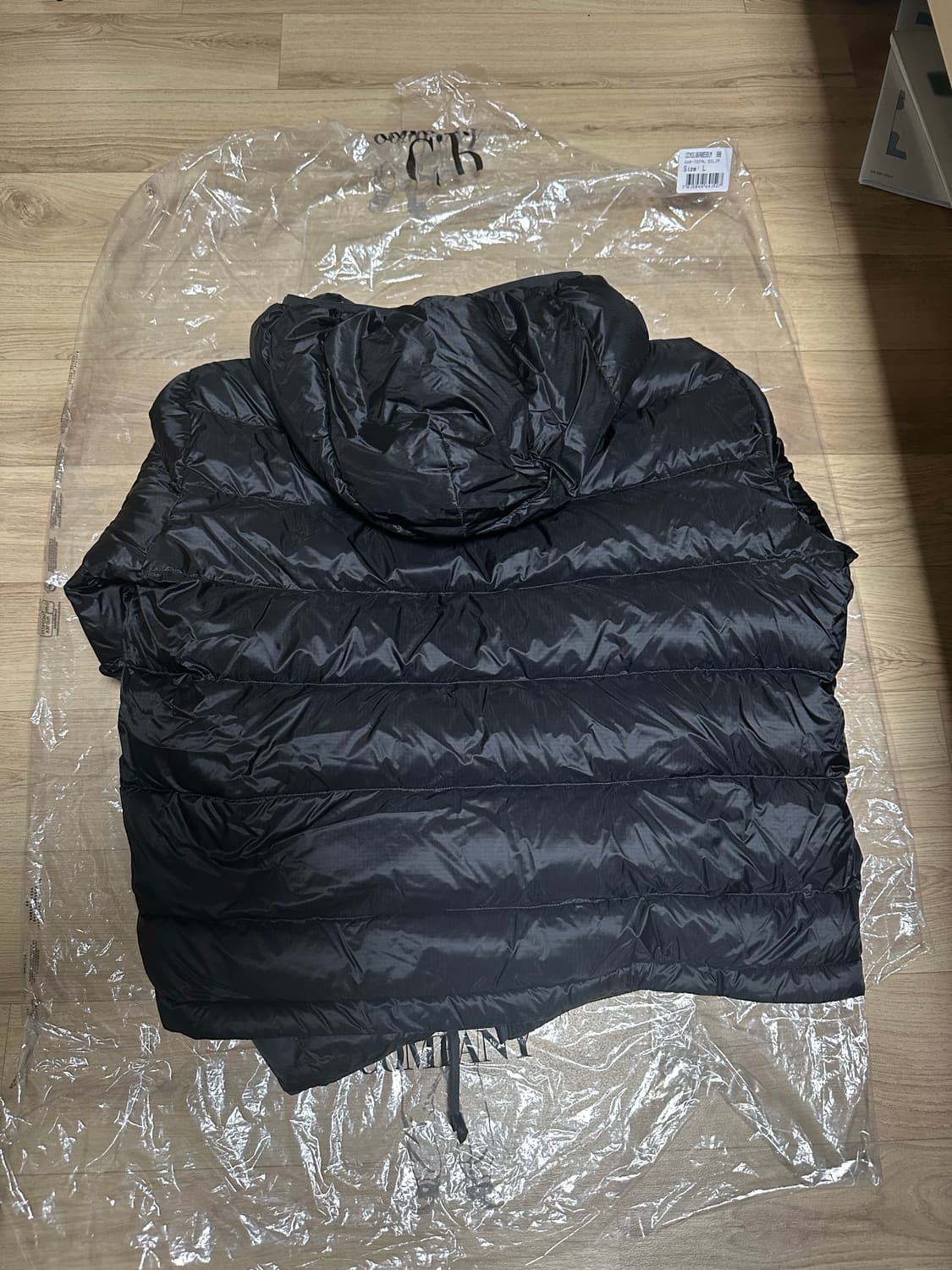 Cp컴퍼니 dd쉘 패딩 블랙 L 상품이미지4