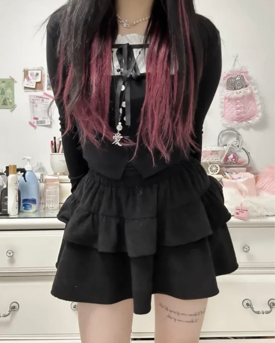 에이블리 딸기부티크 레전드 티 + 골덴 캉캉 스커트 (코디세트) 상품이미지1