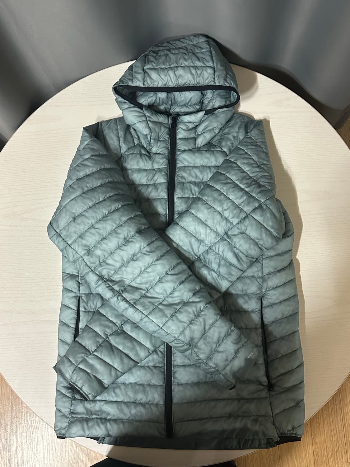 고요웨어 경량패딩 상품이미지3