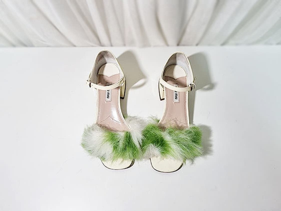 미우미우 퍼 샌들 240 상품이미지1