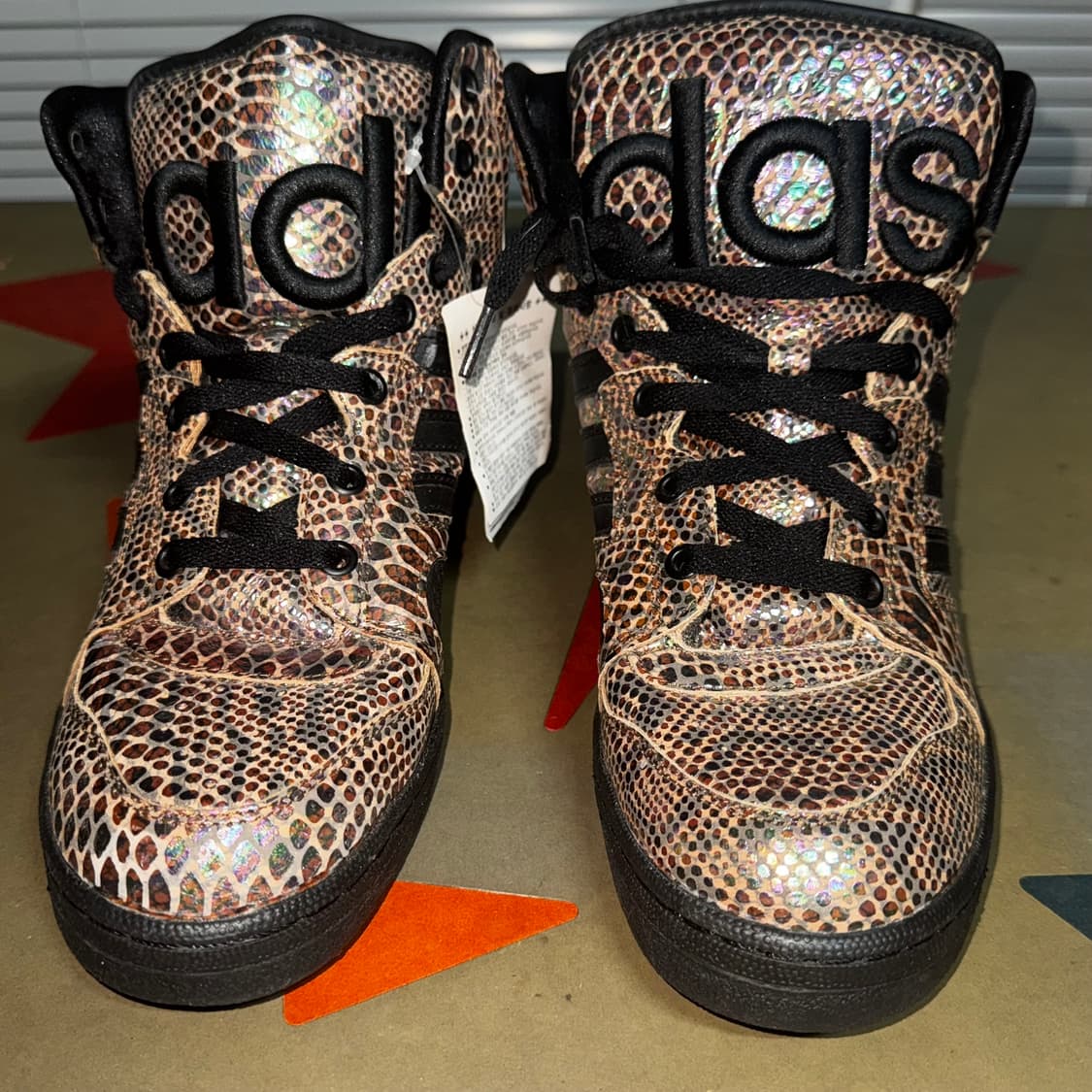 Jeremy Scott adidas Instinct 상품이미지1