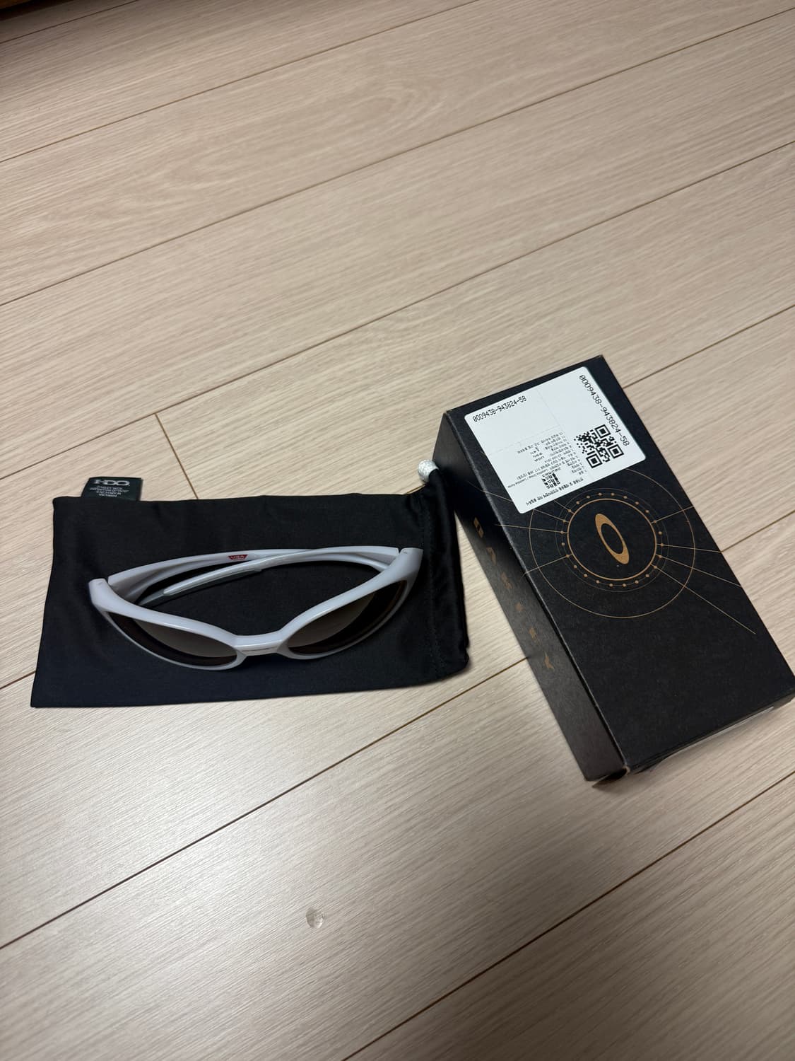 오클리 아이자켓 리덕스 화이트 상품이미지1