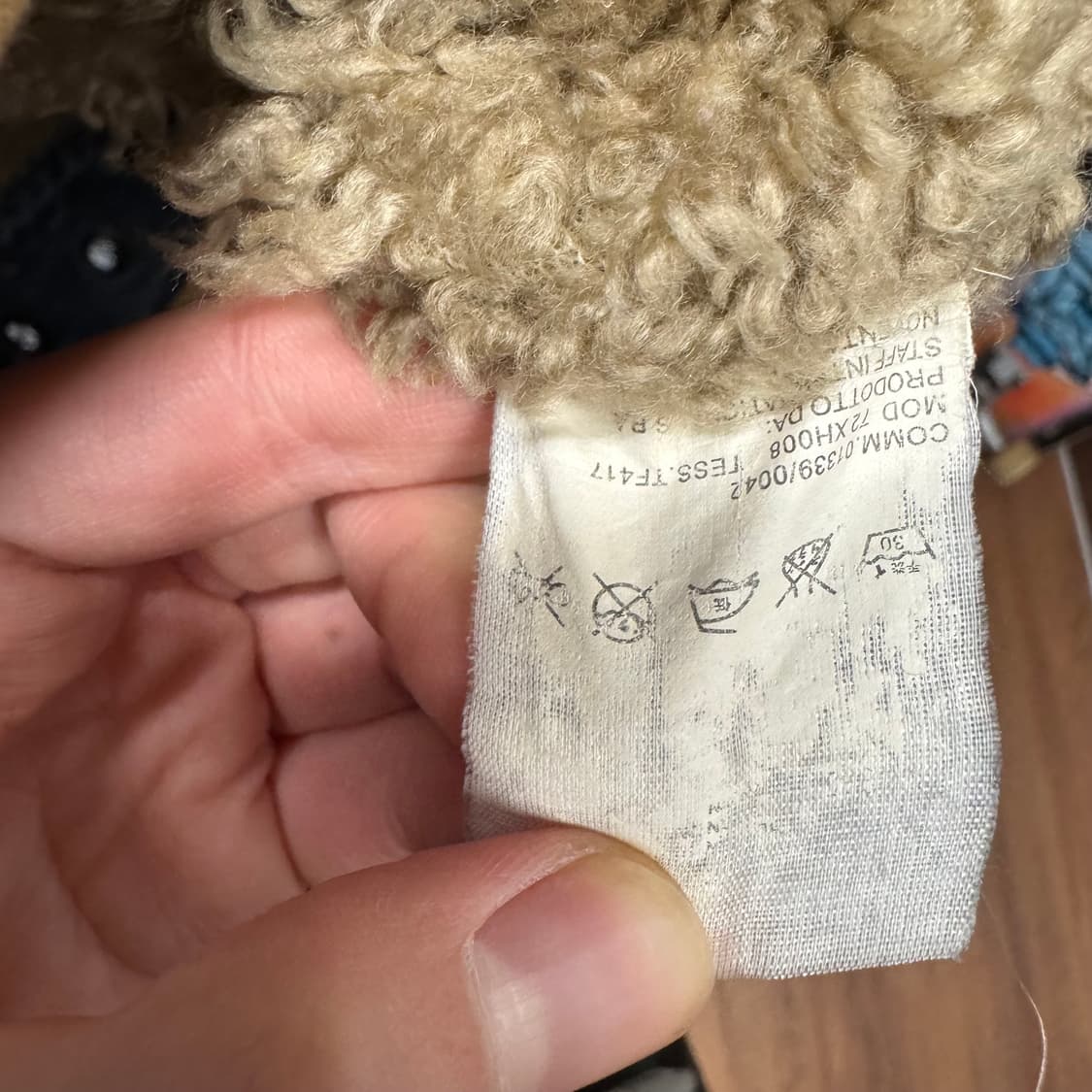 디스퀘어드2 빈티지 데님 쉐르파 자켓 후면 레터링 로고 디테일 상품이미지7