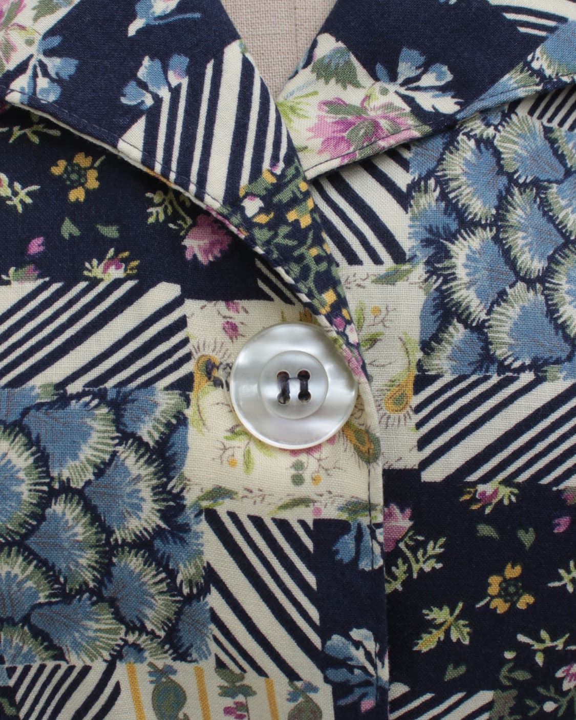 유럽 빈티지 프랑스 플라워 네이비 패치워크 스트랩 코튼 블라우스 상품이미지6