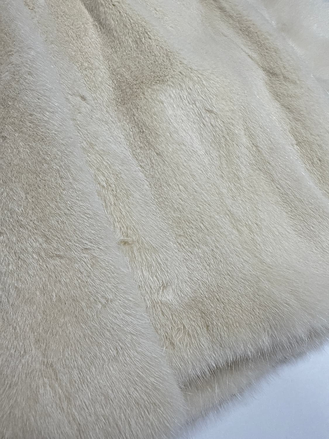 진도모피 휘메일 풀스킨 숏후드 밍크 펄베이지 상품이미지6