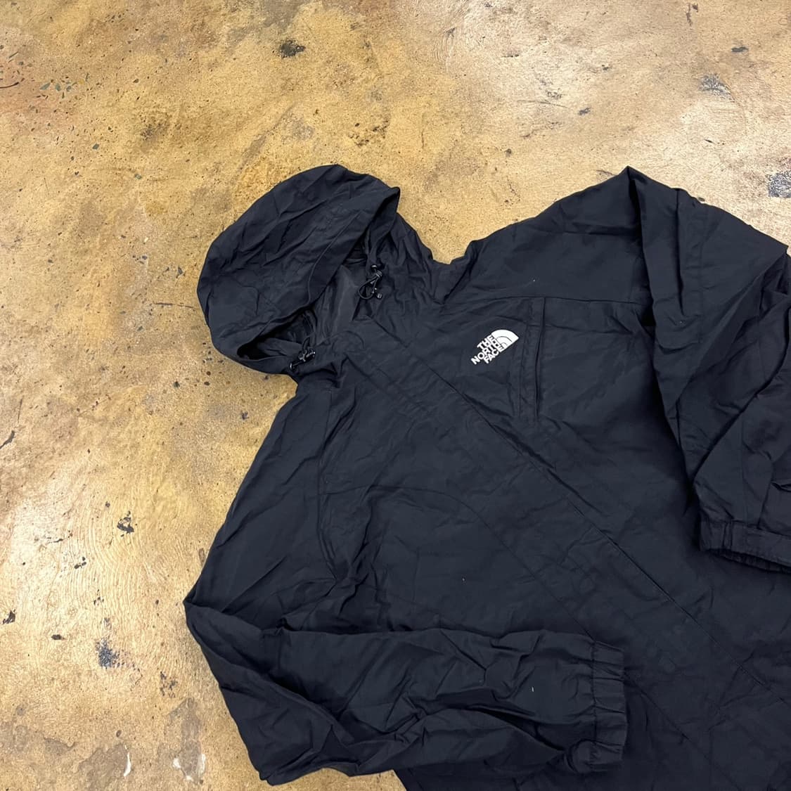[정품/M] 노스페이스 블랙 바람막이 후드 자켓 b16 상품이미지1