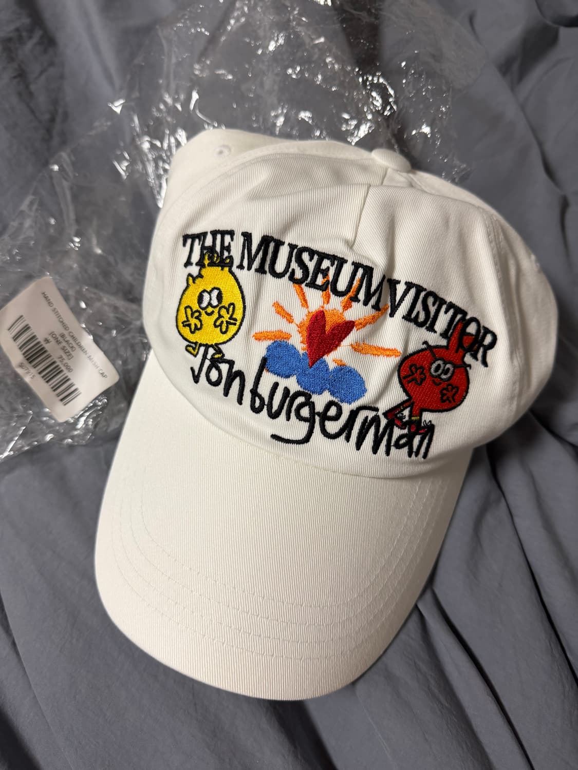 더뮤지엄비지터 캡 상품이미지1