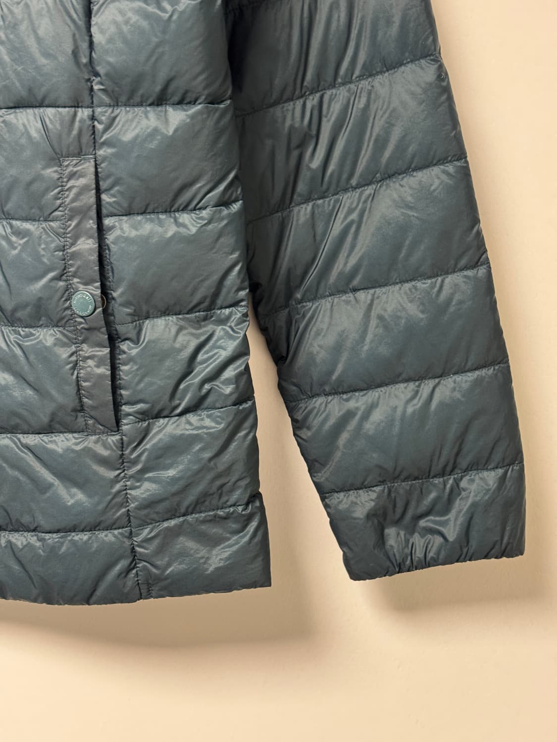 몽벨 구스다운 경량 패딩 가디건 다크그린 M 상품이미지3