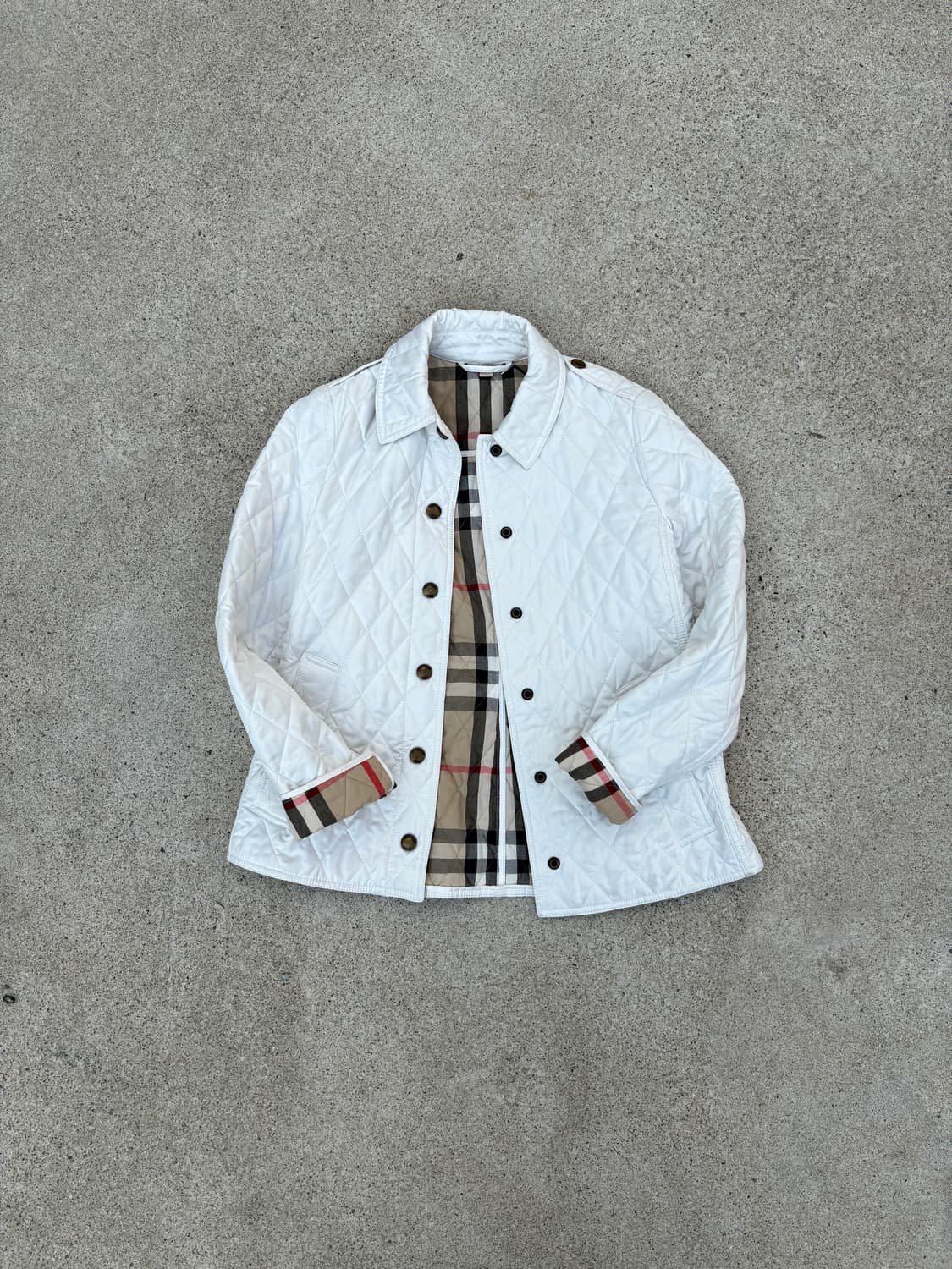 버버리 퀼팅 자켓 상품이미지3