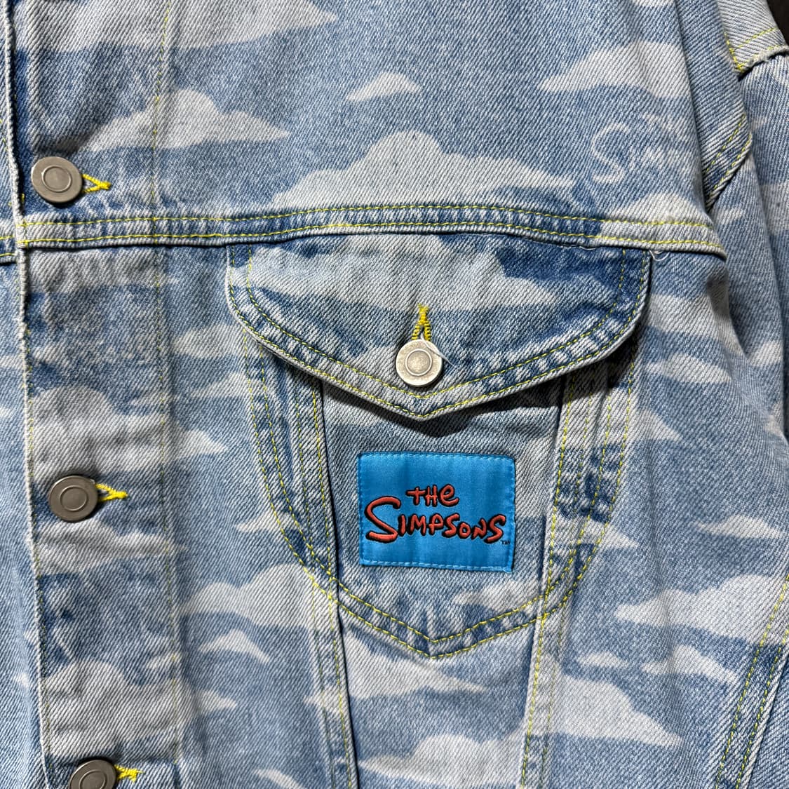 ASOS x Simpson 클라우드 자카드 풀 패턴 데님 트러커 자켓 상품이미지5