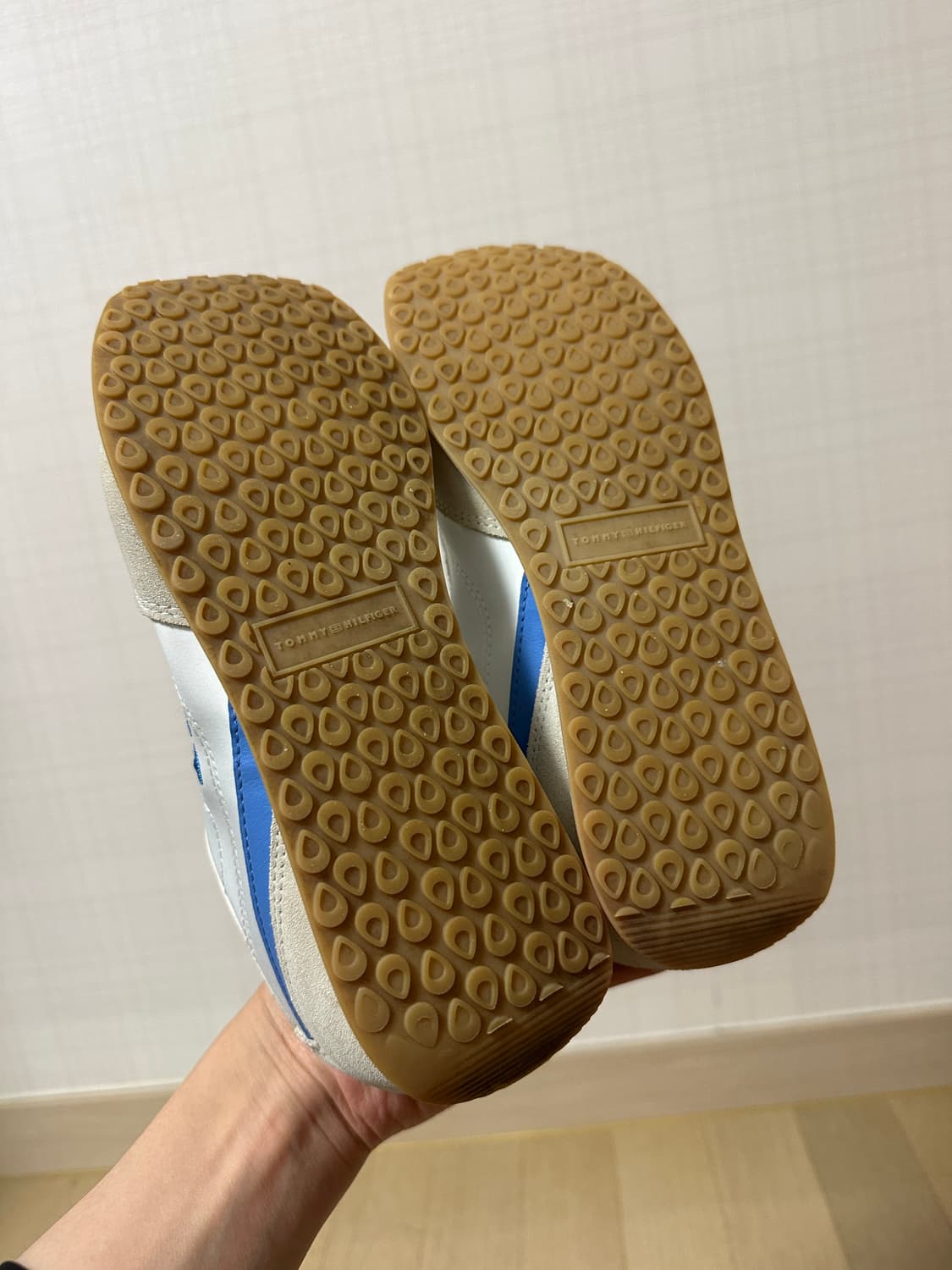 타미힐피거 피닉스 헤리티지 러너 스니커즈 235 상품이미지6