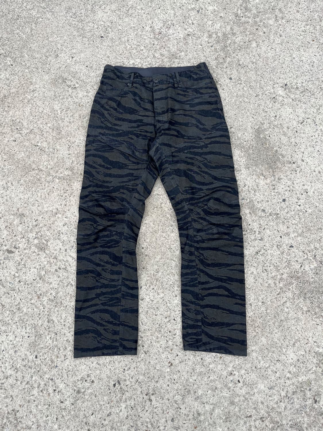 FieldCore 지브라패턴 워크팬츠 상품이미지1