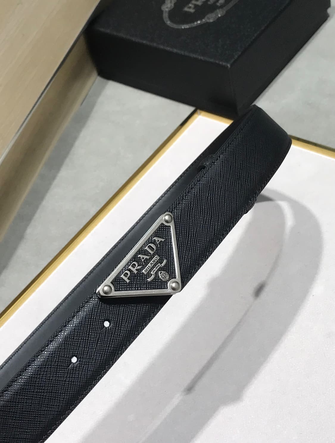 프라다 세모 모노그램 벨트 새상품 95 상품이미지1