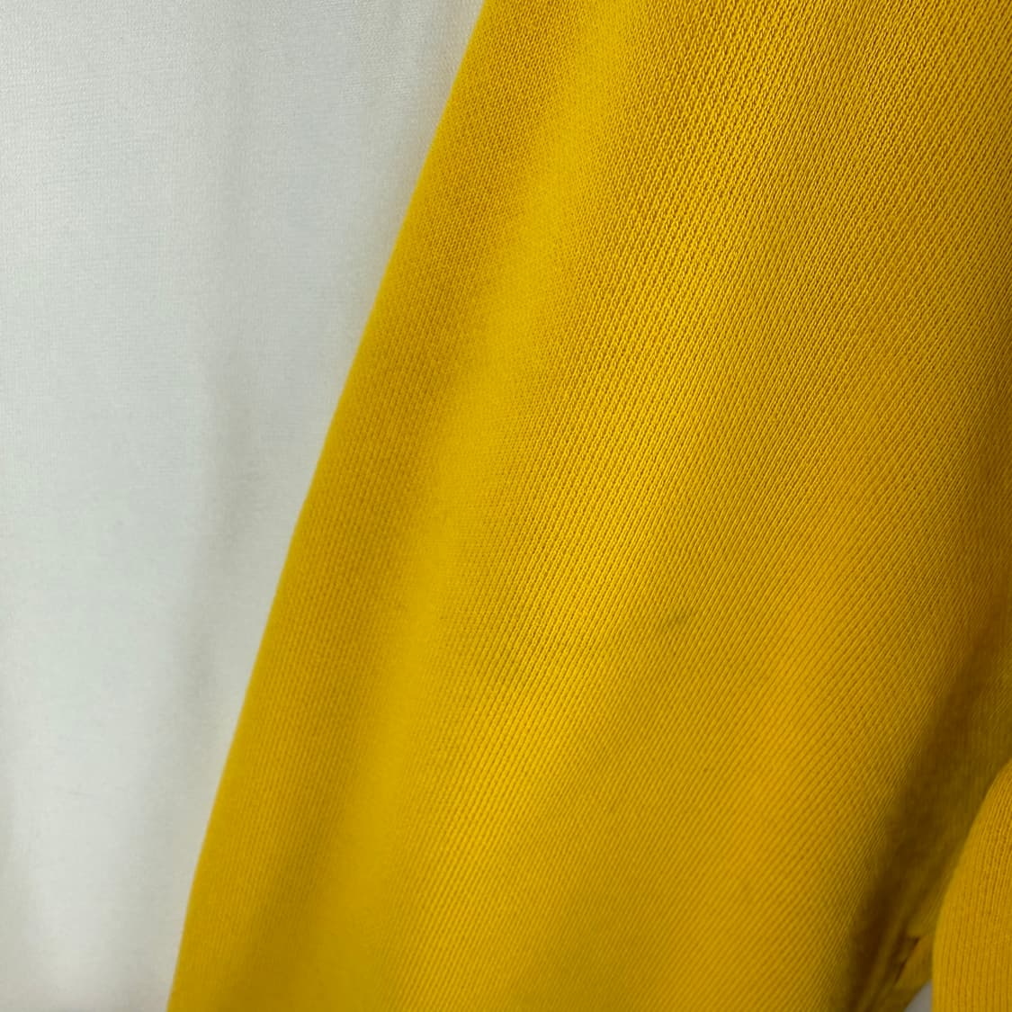 (무료배송)M) 타미힐피거 코튼 오버핏 스트릿 맨투맨 옐로우 상품이미지3