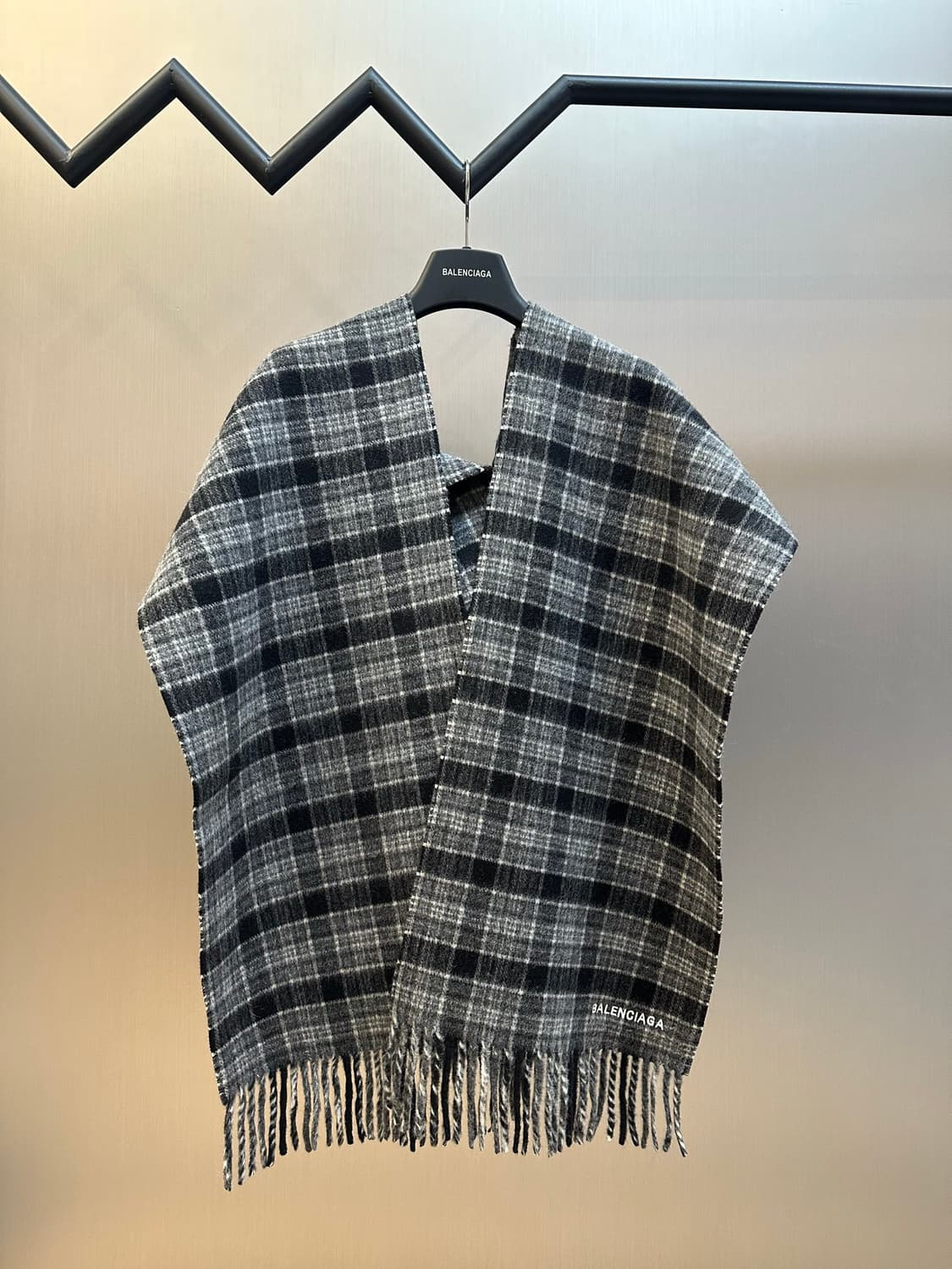 발렌시아가 스카프 상품이미지1