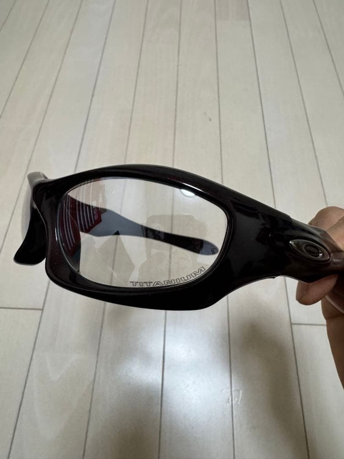 오클리 몬스터독 커스텀 신더레드/티타늄클리어 상품이미지4