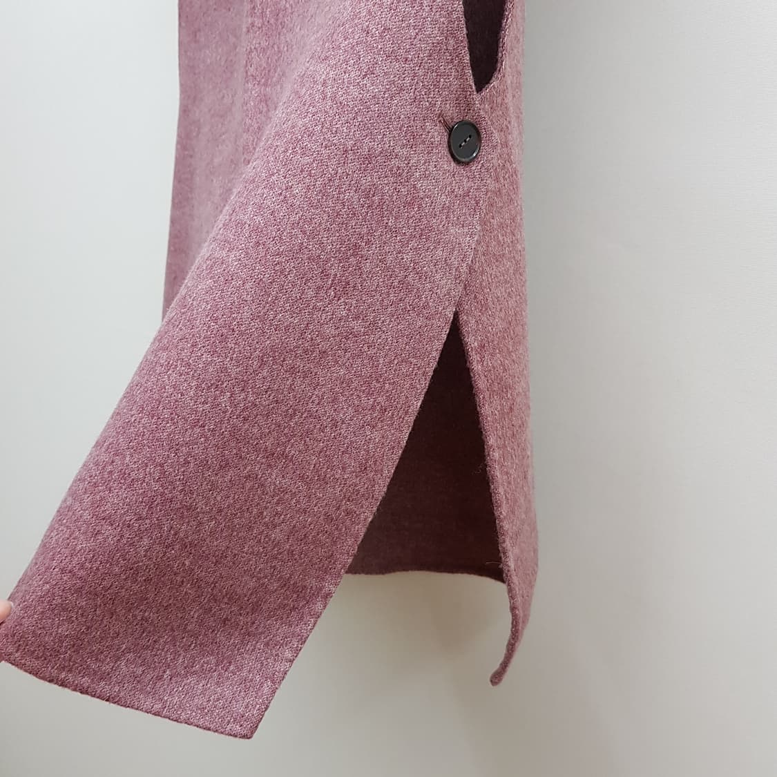 델라라나 콜롬보소재  후드 니트 베스트 82-94-160사이즈 상품이미지4