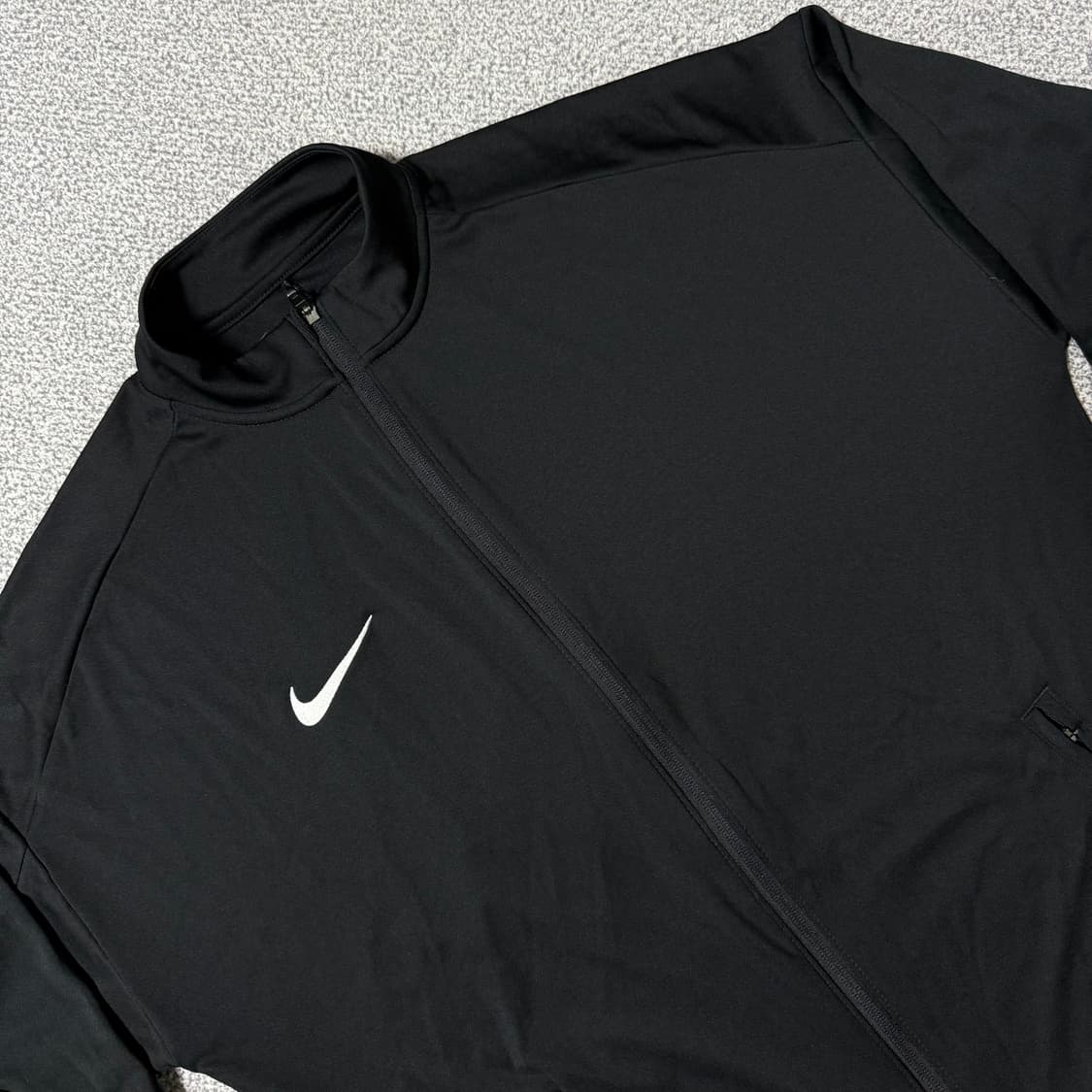 [정가 8만원] 나이키 트랙탑 져지 XL 상품이미지3