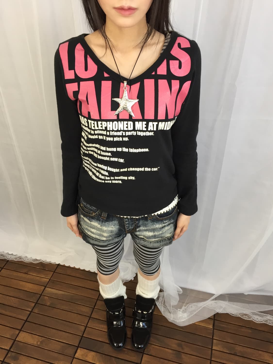 Jpn Punk Lettering Drawstring V-Neck Top 상품이미지2