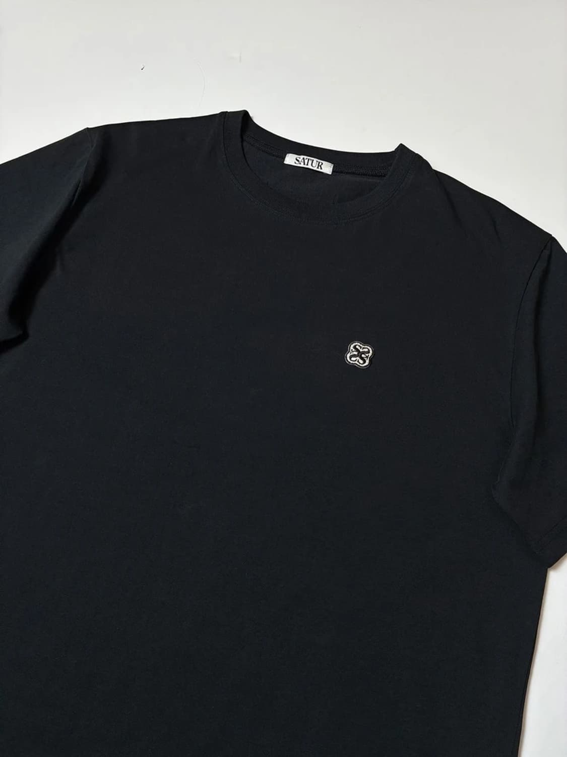 세터 SATUR 시그니처 스몰 로고 반팔 티셔츠 PN9658 상품이미지2
