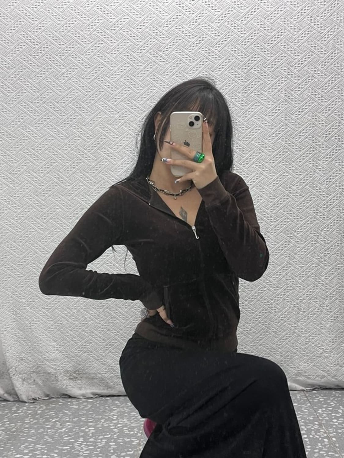 쥬시 꾸뛰르 모카무스 러블리힙 벨벳 후드집업 M C07946 상품이미지2