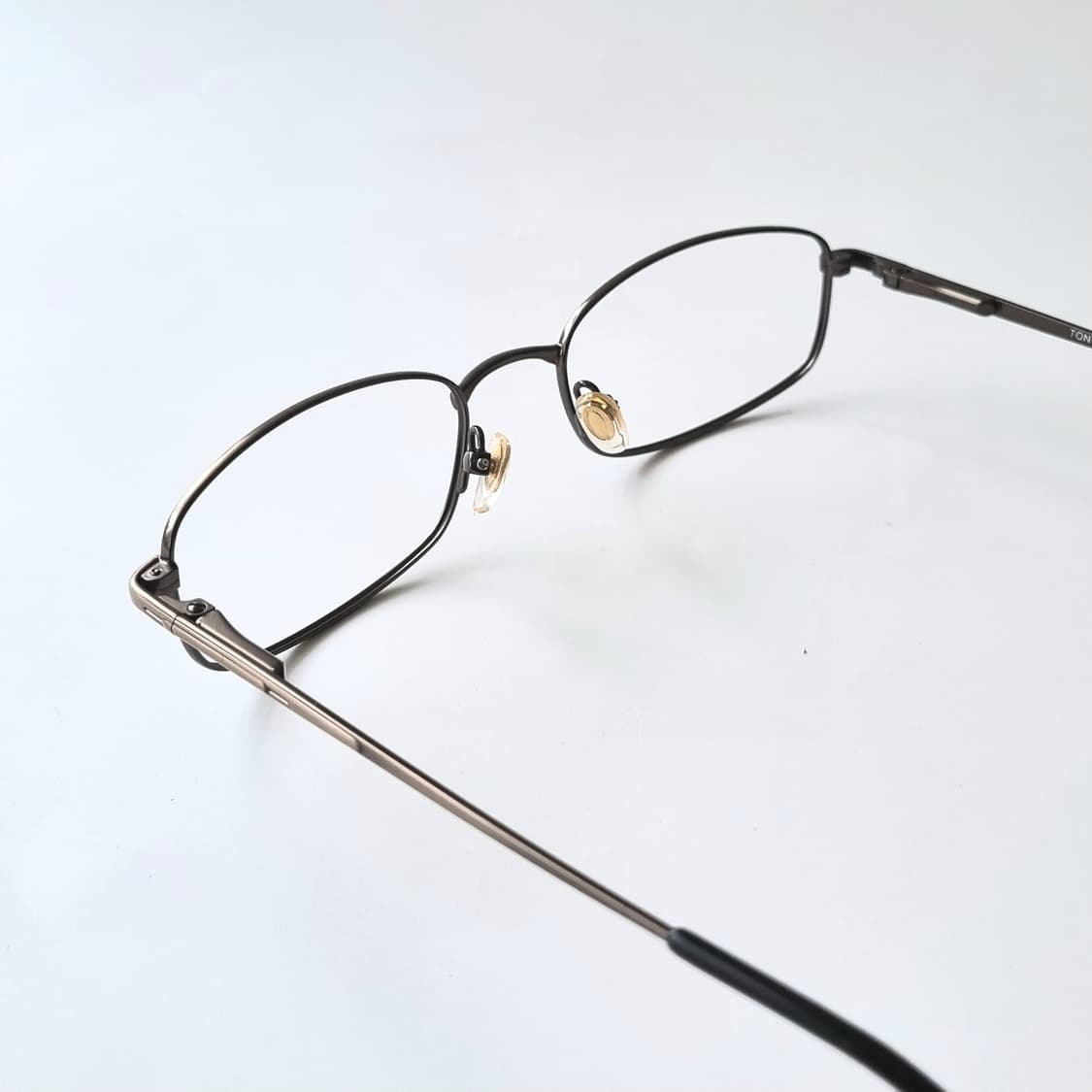 데드스탁 긱시크 지적인 무드메탈 프레임 안경테 1685 상품이미지4