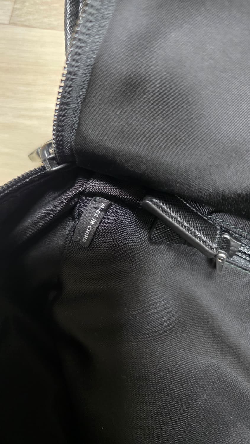 2vh991 L 프라다 바이커 백 상품이미지5