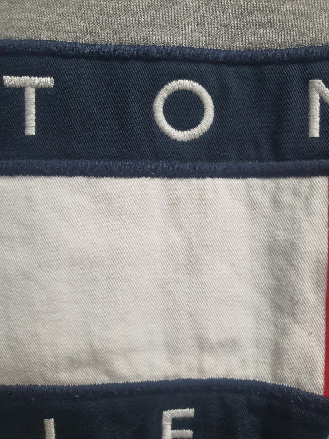 타미힐피거 빅로고 맨투맨  상품이미지4