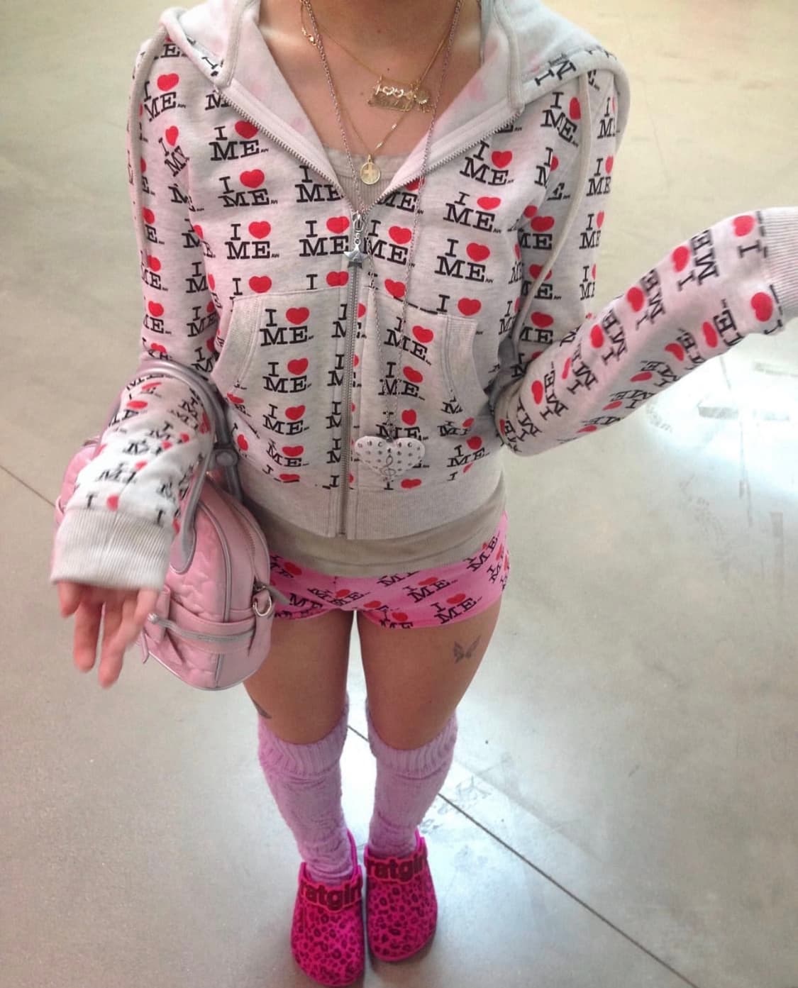 애슐리 윌리엄스 i heart me baby 후드 집업 xs 상품이미지1