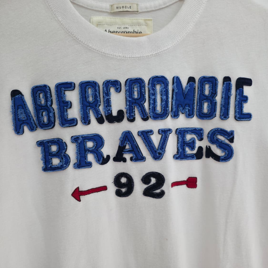 [L] 아베크롬비 화이트 반팔티 상품이미지4