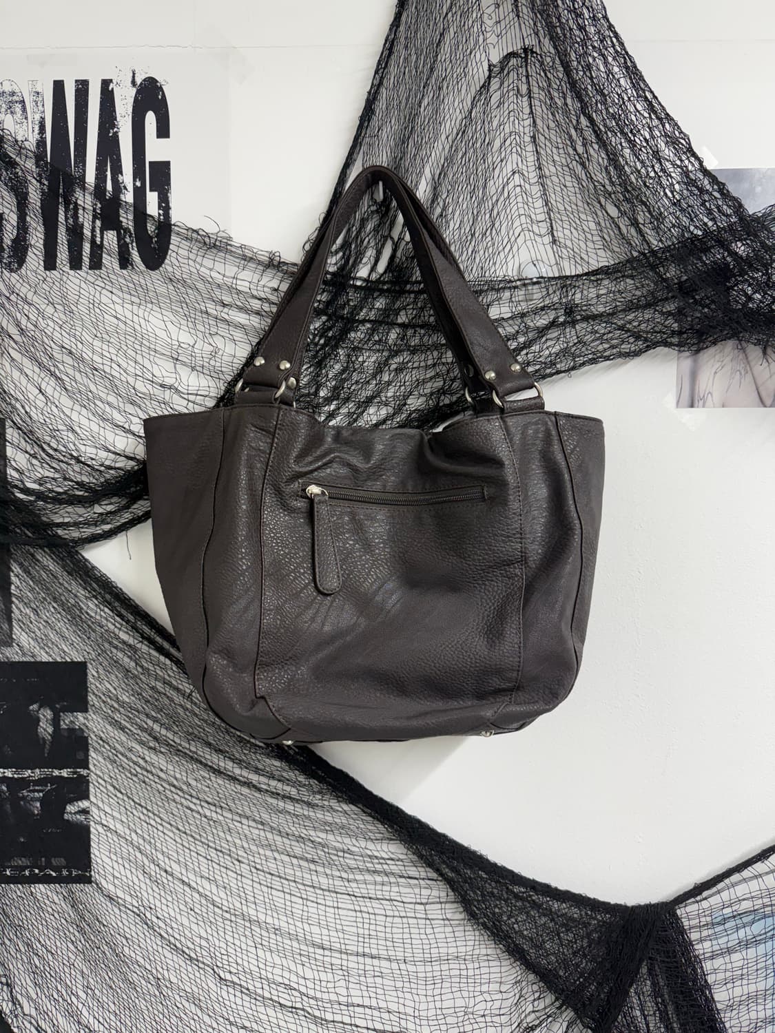 00s beads detail leather bag 상품이미지3