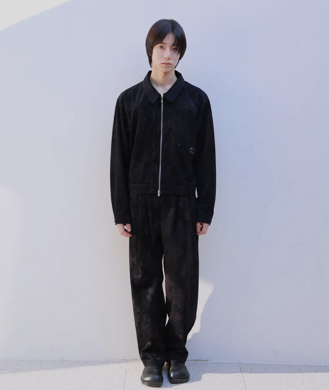 [1] 음양 플라워 코듀로이 트러커 블랙 상품이미지1