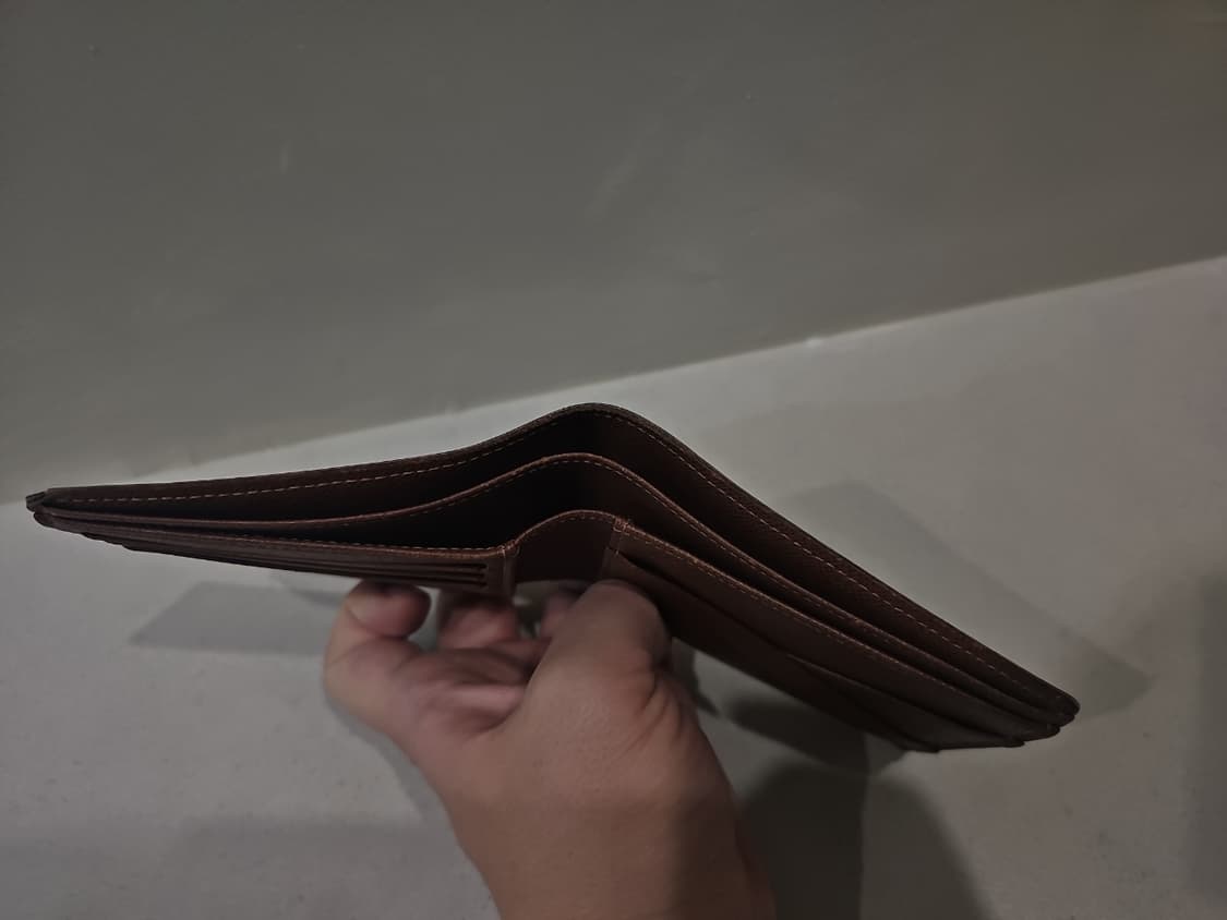 루이비통 정품 모노그램 이클립스 반지갑 팝니다 상품이미지4