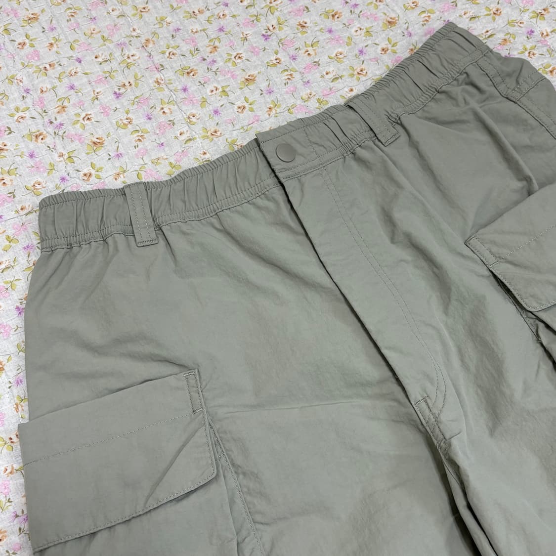 유니클로 & 르메르 콜라보레이션 파라슈트 카고 쇼트 팬츠 (새상품) 상품이미지2