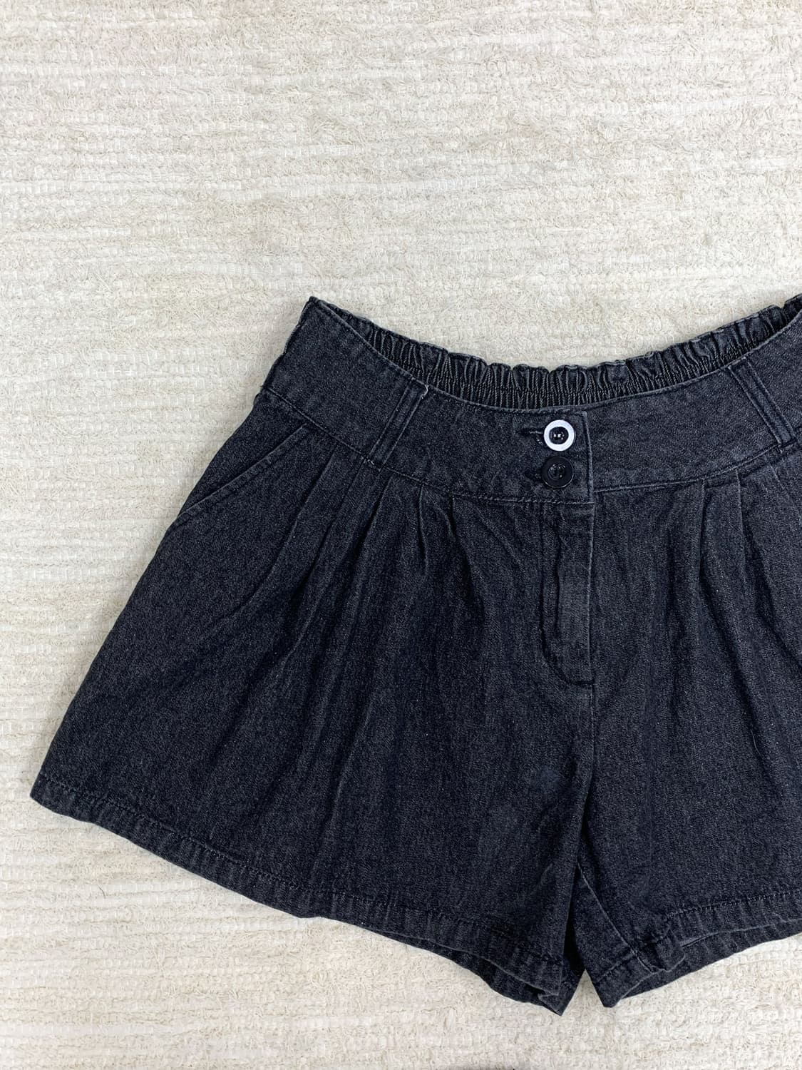 Black Denim Back-Banded Shorts 상품이미지2