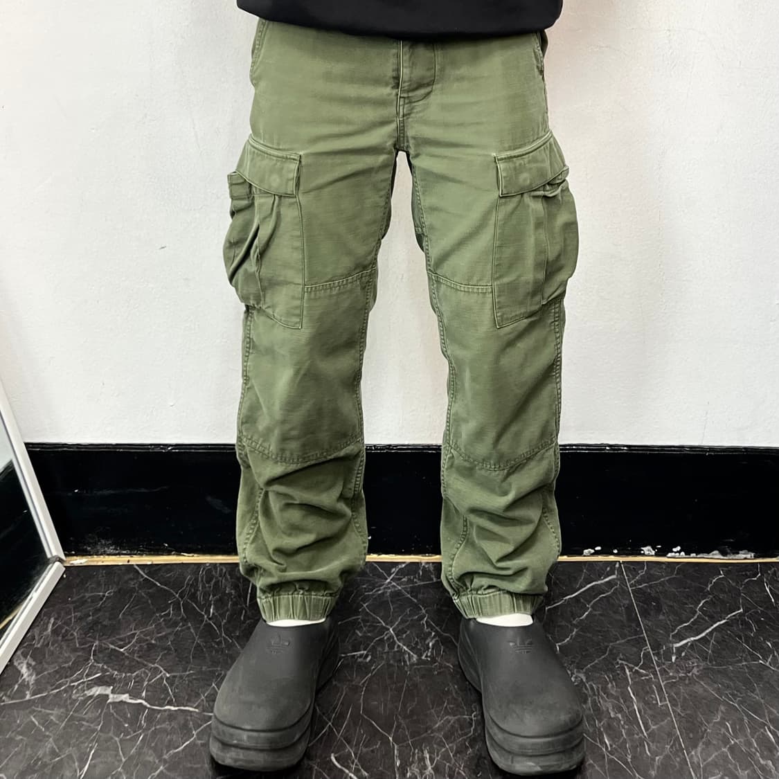 슈프림 밀리터리 포켓 카고 팬츠 카키  상품이미지2