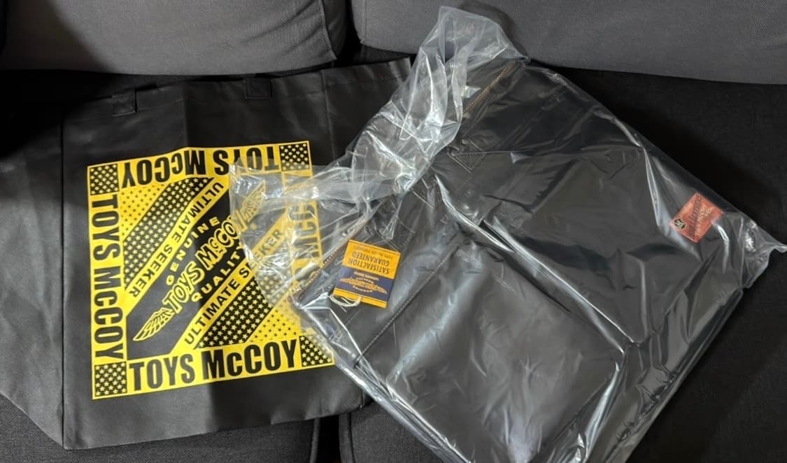 토이즈맥코이 레더 헬맷백 + 리유저블백 상품이미지2