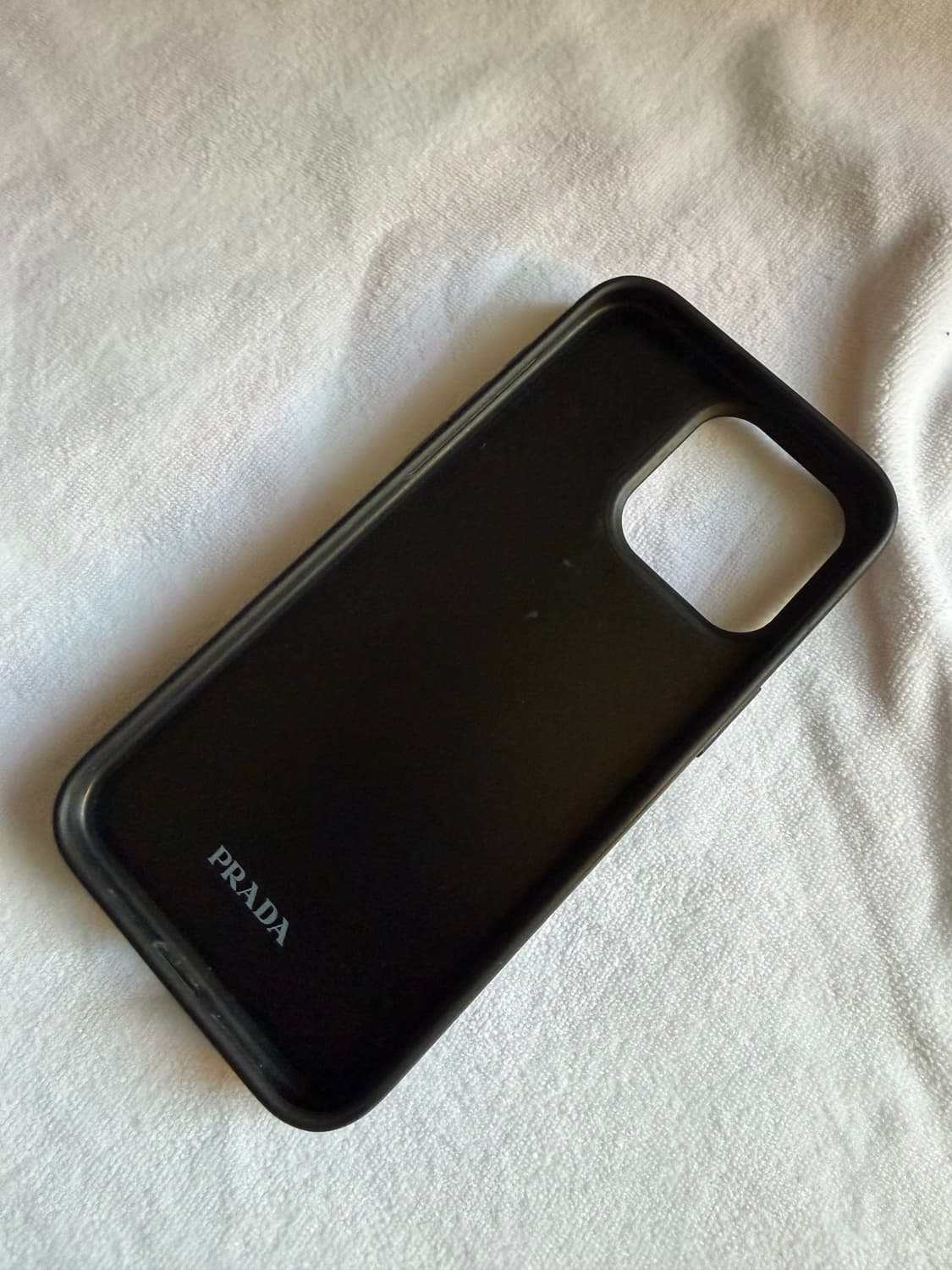아이폰 15프로맥스 프라다 케이스 상품이미지2