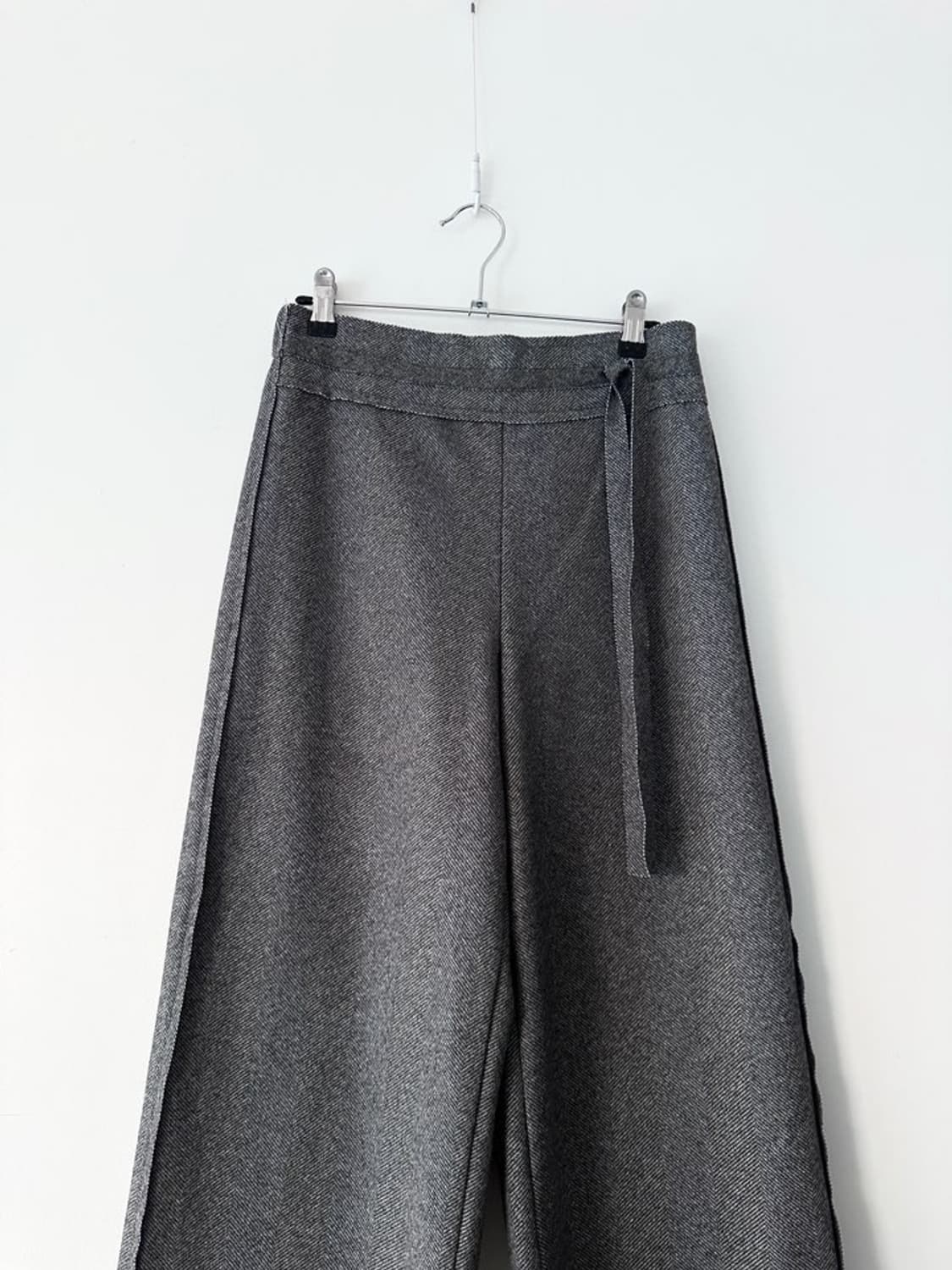 West ribbon herringbone pants / grey 상품이미지2