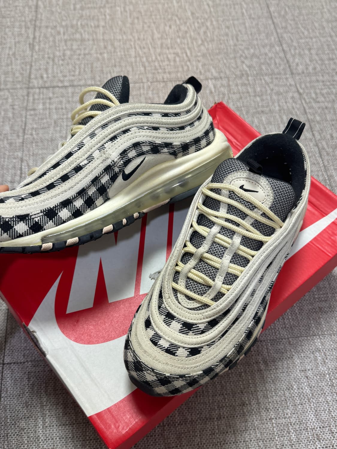 나이키 에어맥스 97 프리미엄 플라넬 깅엄체크 타탄 250 상품이미지3