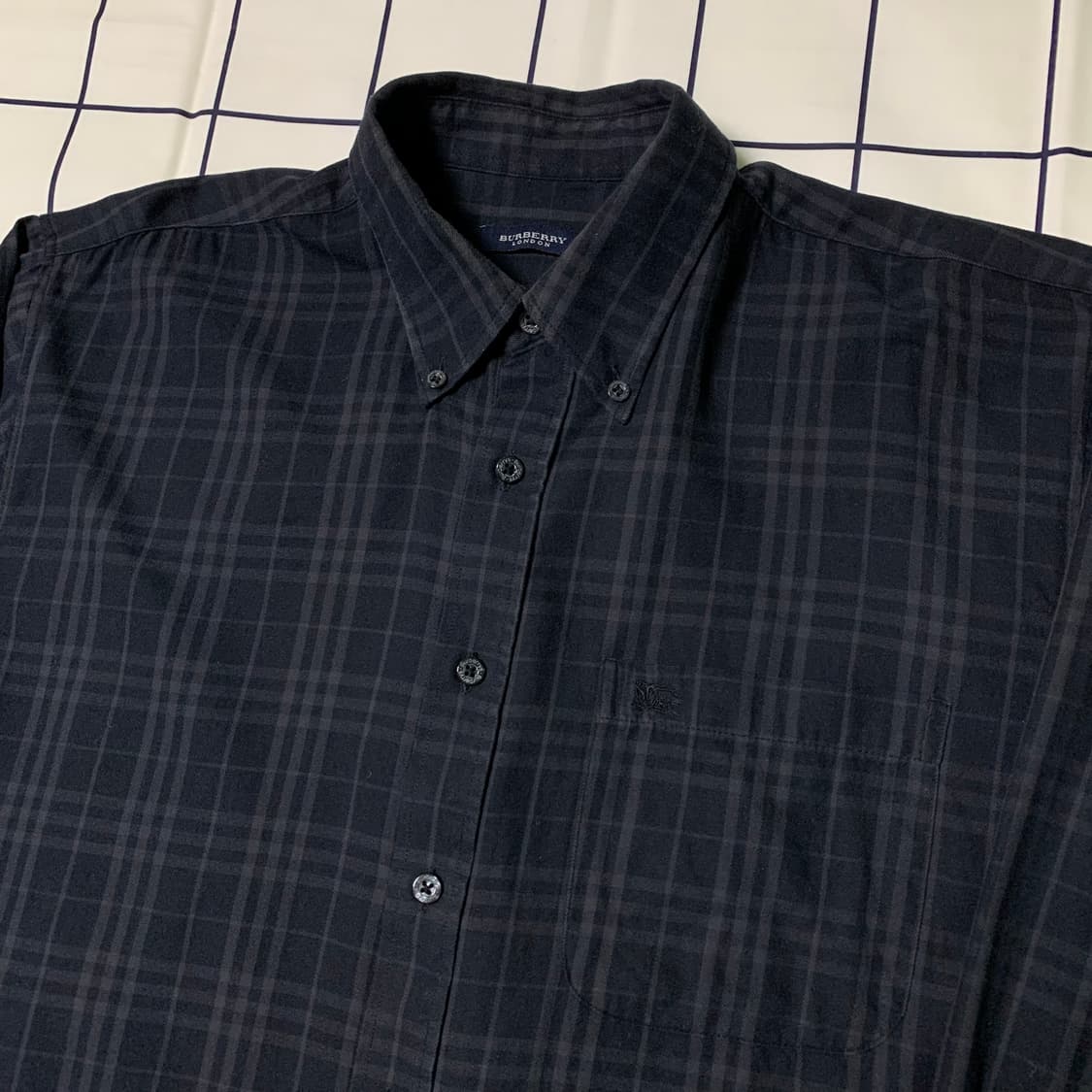버버리 신형 블랙 노바체크 셔츠(정품) 상품이미지5