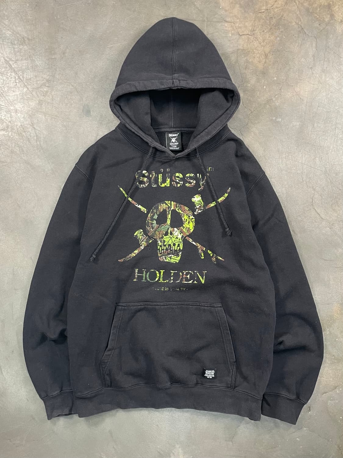 스투시 X 홀든 카모스컬 스웻후드 상품이미지1