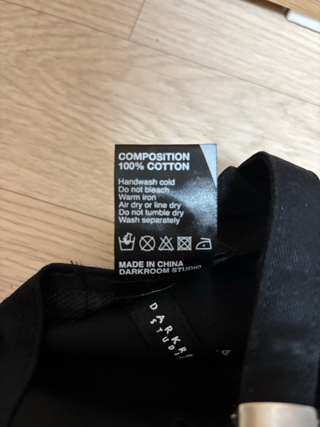 다크룸 스튜디오 서울 모자 상품이미지6