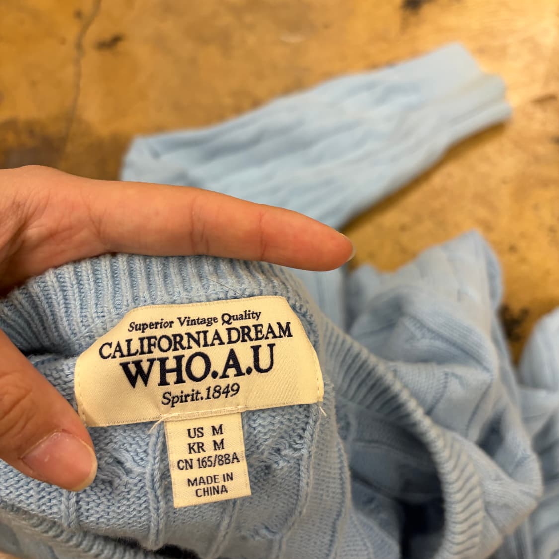 후아유 소라 하늘 꽈배기 니트 가디건  상품이미지5