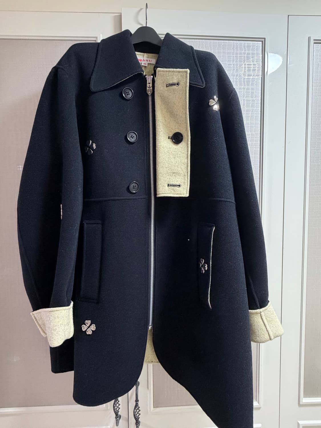 21AW MASU ZIP-UP CLOVER STUDS COAT 마수 코트 상품이미지3