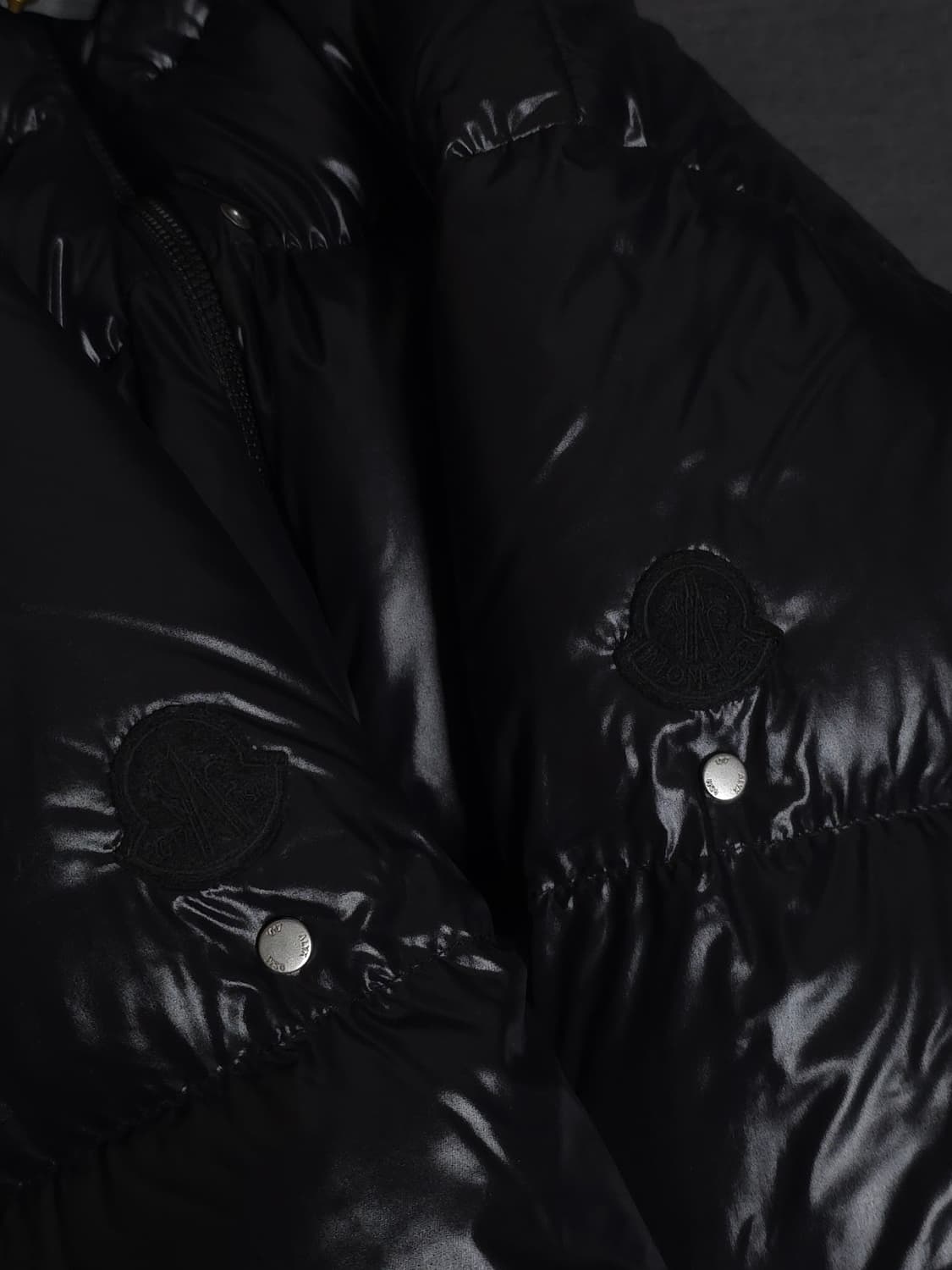 [3] 몽클레어 알릭스 22FW 알몬드 패딩 블랙 상품이미지5