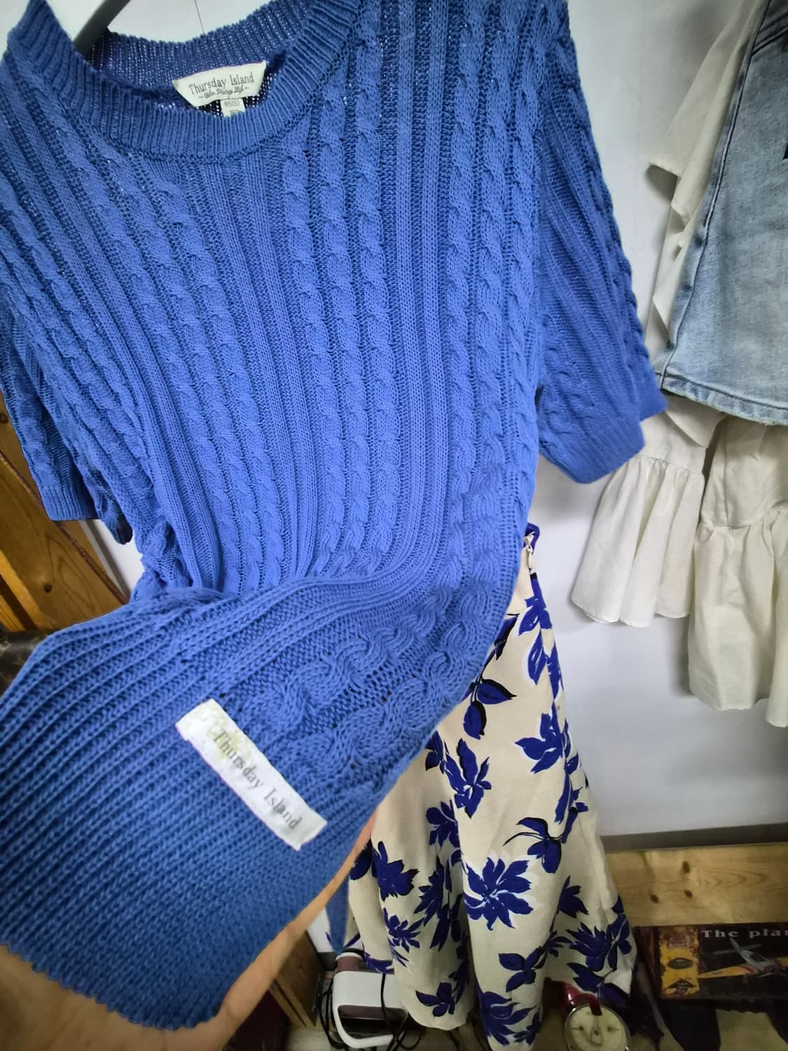 써스데이아일랜드 여름 셔링 니트 상품이미지4