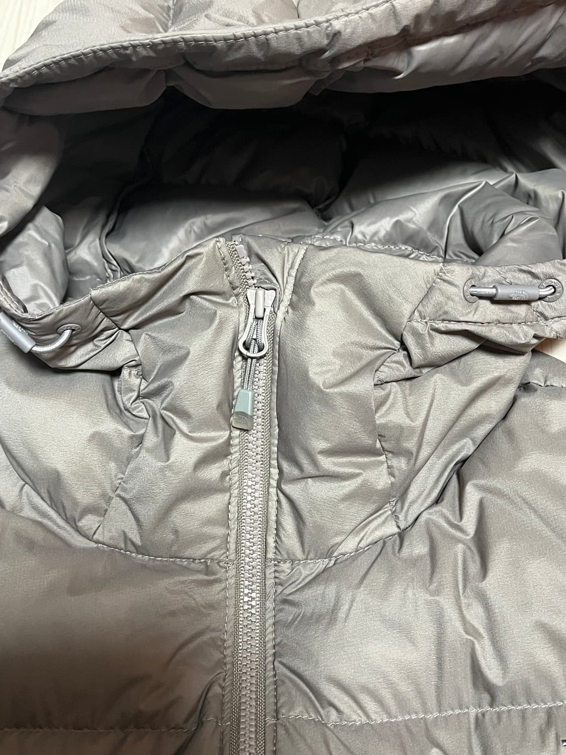 노스페이스 경량패딩 다크베이지 모카 S 상품이미지8