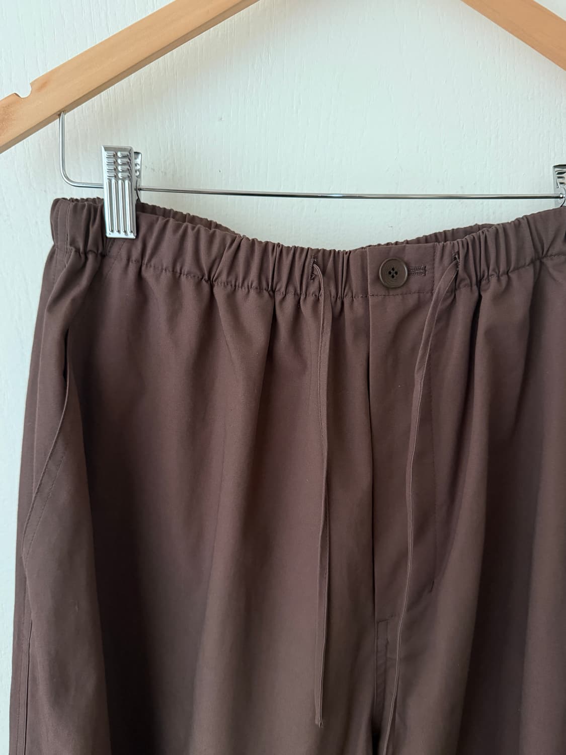 아모멘토 DRAWSTRING CAPRI PANTS (BURGUNDY) M 상품이미지3