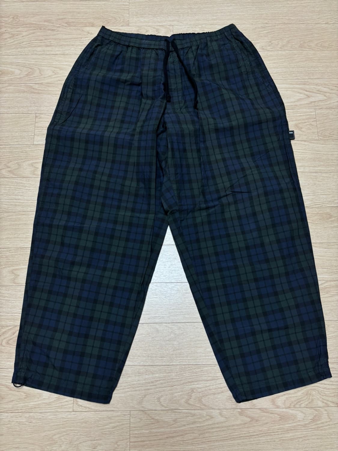 Brochure 블랙와치 샤카 이지팬츠 L 상품이미지1